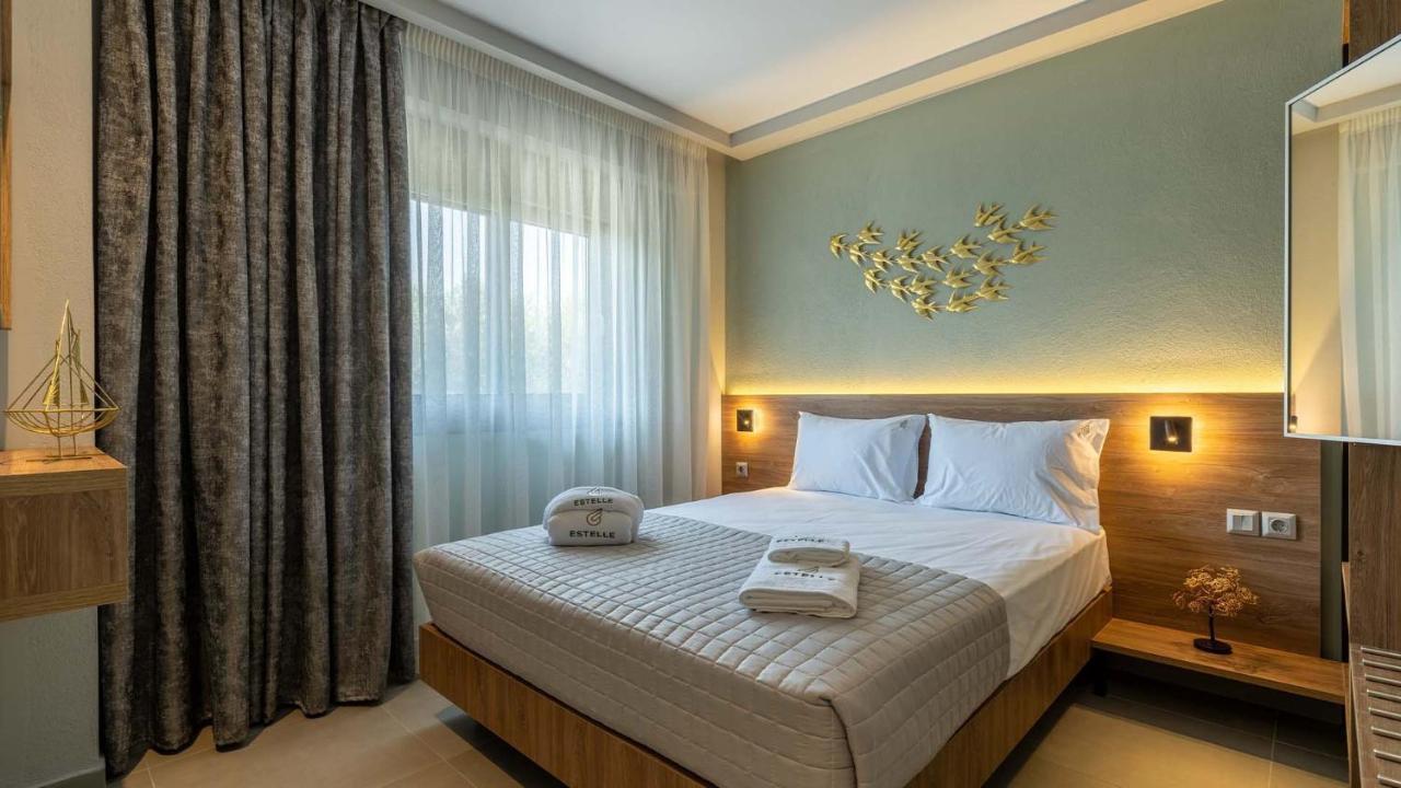 Estelle Family Luxury Apartments & Suites Gerakini Exterior foto
